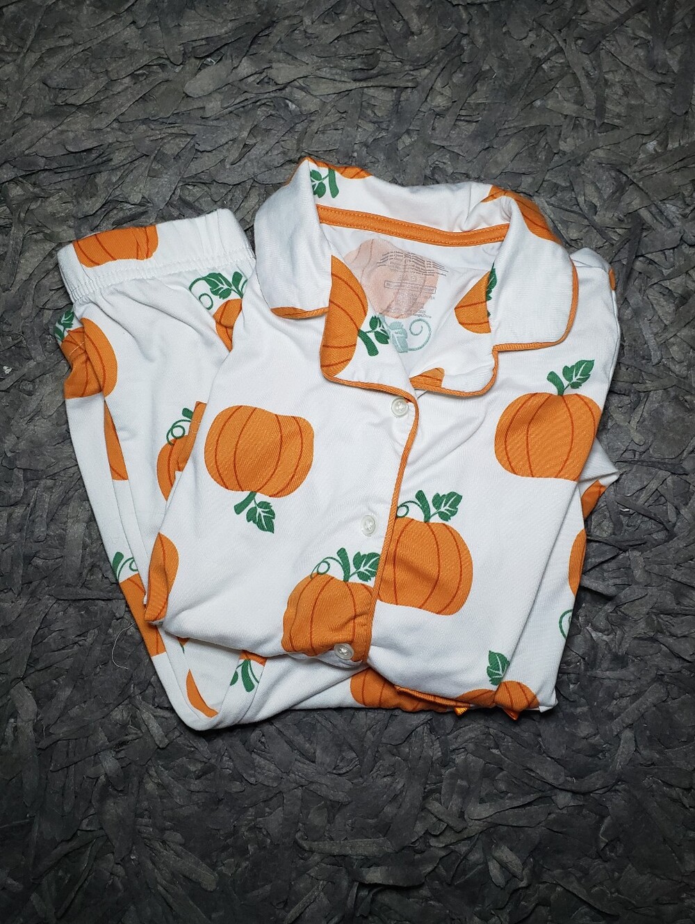 Tahari Halloween Pumpkin Pajamas